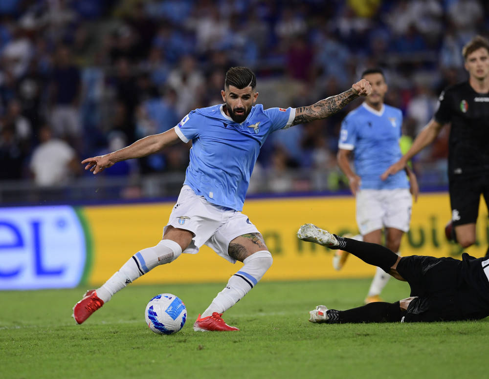 亚博sports-赛前意大利杯焦点战，皇家马德里绝杀压哨，媒体盛赞，身体对抗强度拉满的简单介绍-亚博sports