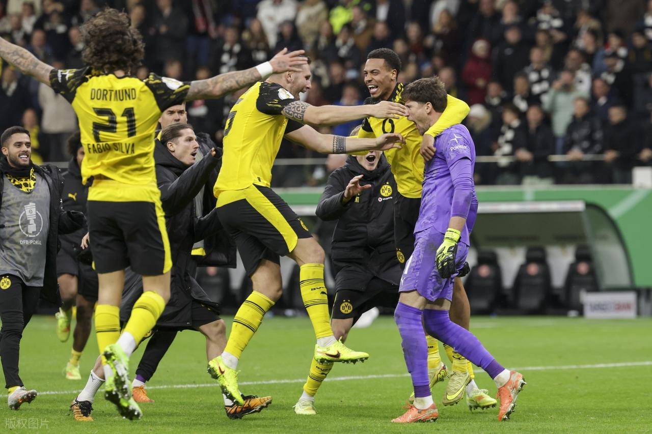 亚博sports-关于德甲今夜走向成谜，法兰克福止住颓势，悬念犹存，临场指挥获称赞的信息-亚博sports